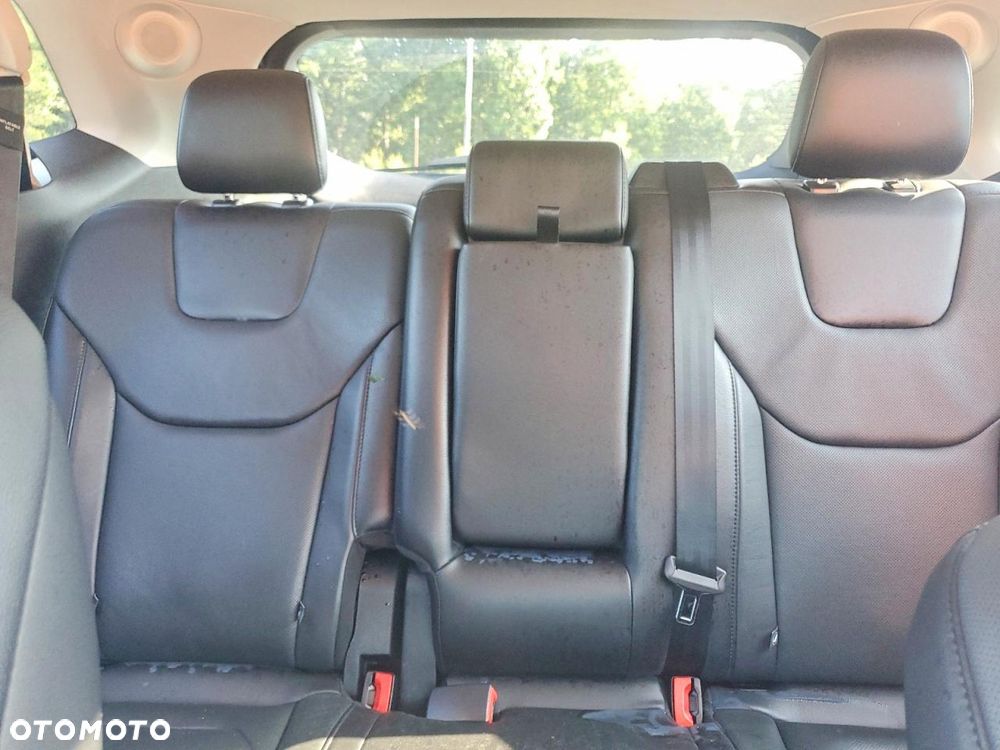 Ford Edge - 11