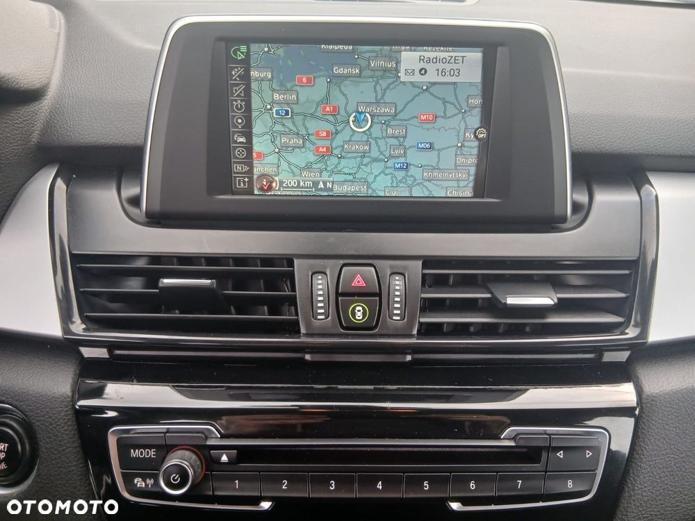 BMW Seria 2 218d xDrive Luxury Line - 24