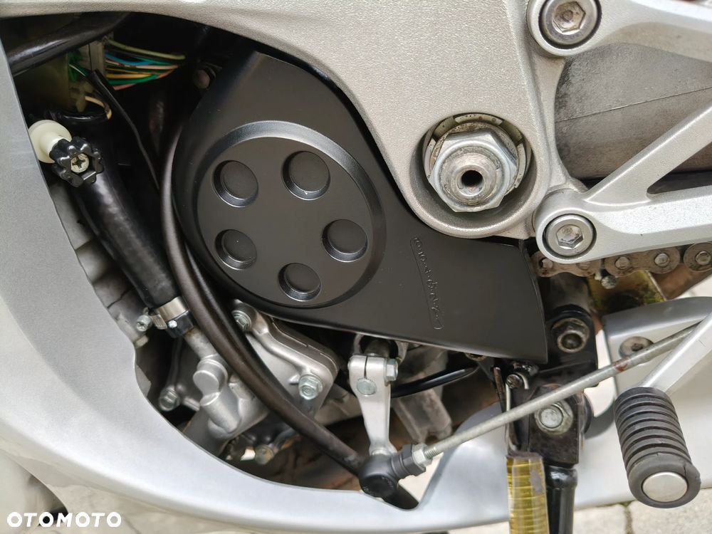 Honda CBR - 11