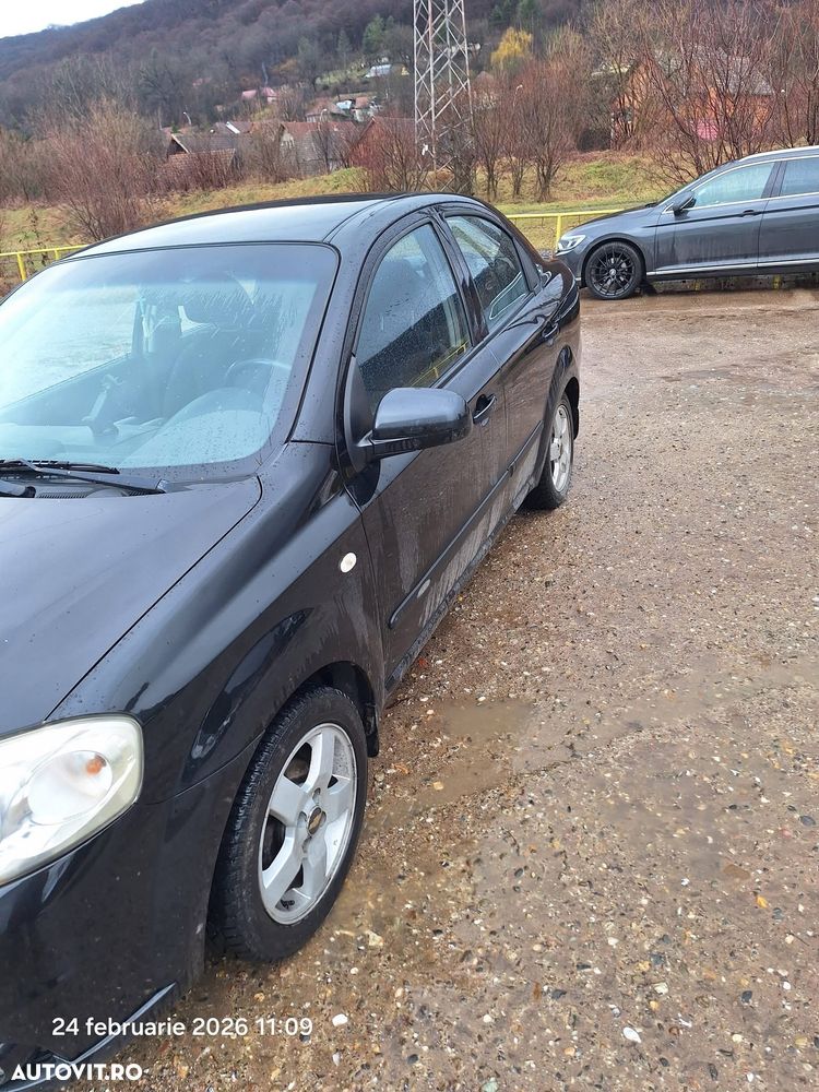 Chevrolet Aveo - 3