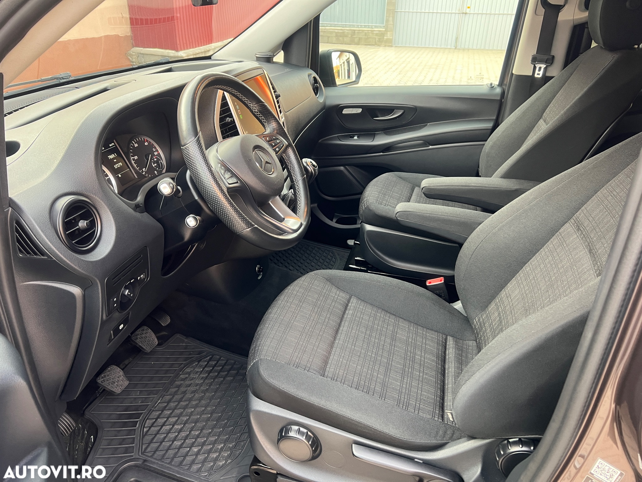 Mercedes-Benz Vito 111 CDI (BlueTEC) Tourer Lang PRO - 7