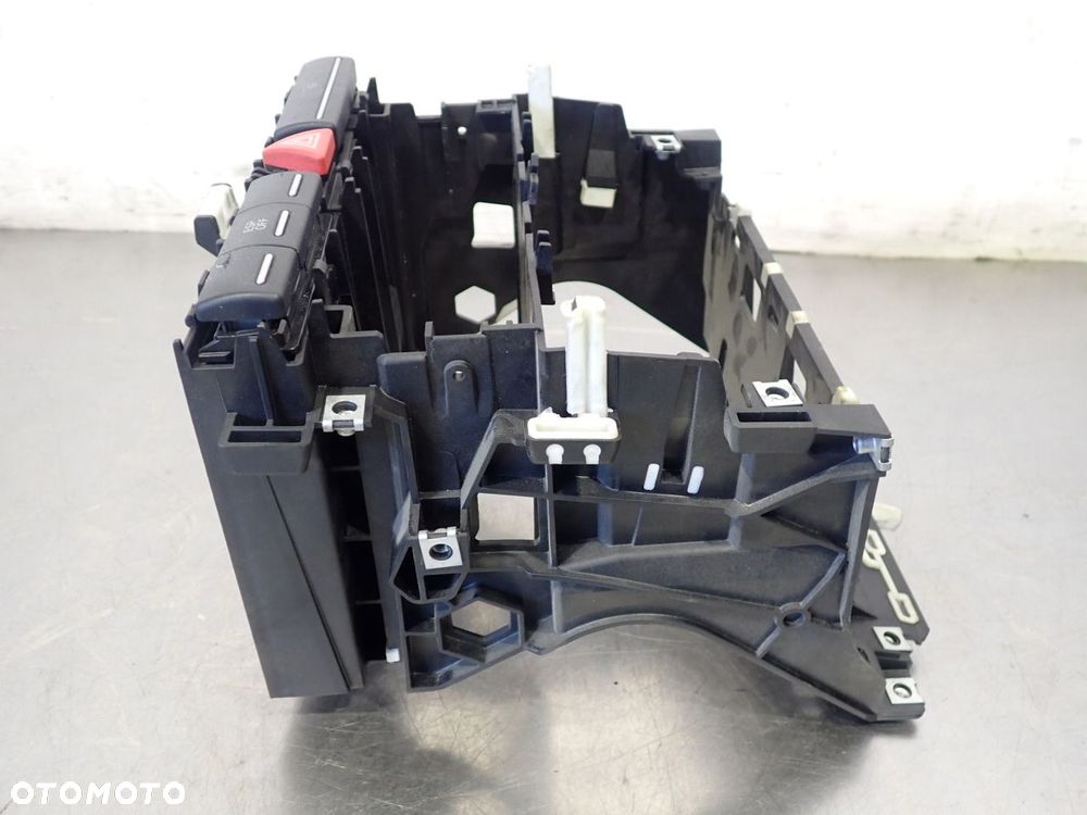 RAMKA RADIA AUDI A3 8P 8P0858005B - 5