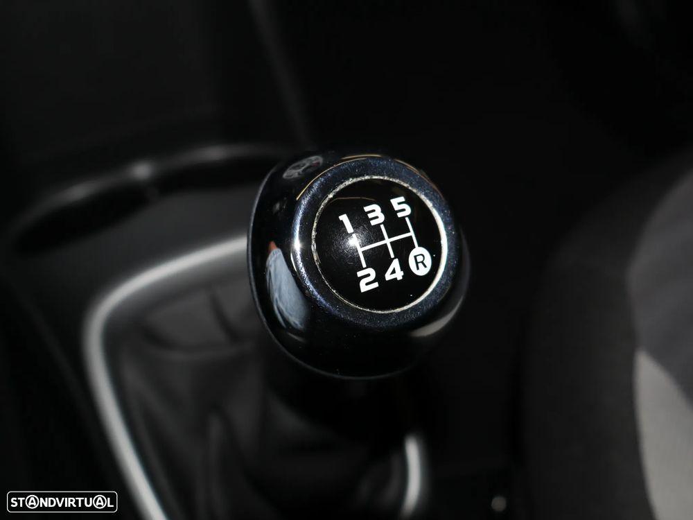 Toyota Aygo 1.0 X-Play - 25