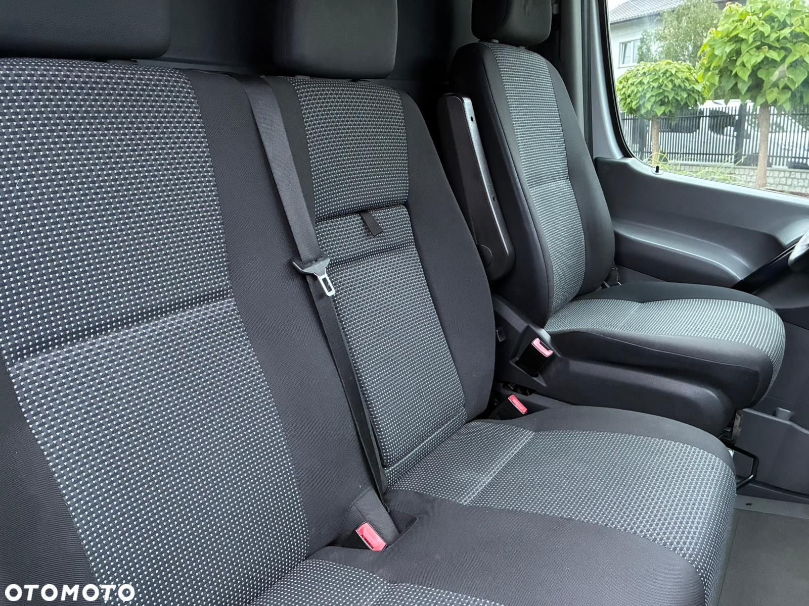 Mercedes-Benz Sprinter 906 311 CDI - 20