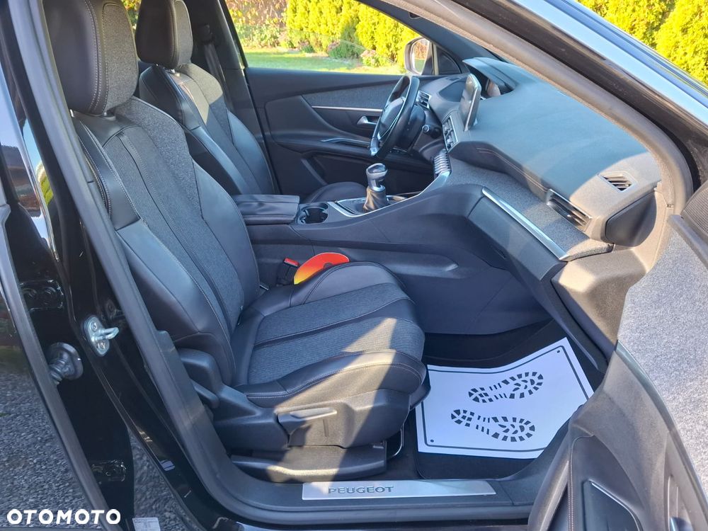 Peugeot 3008 - 21