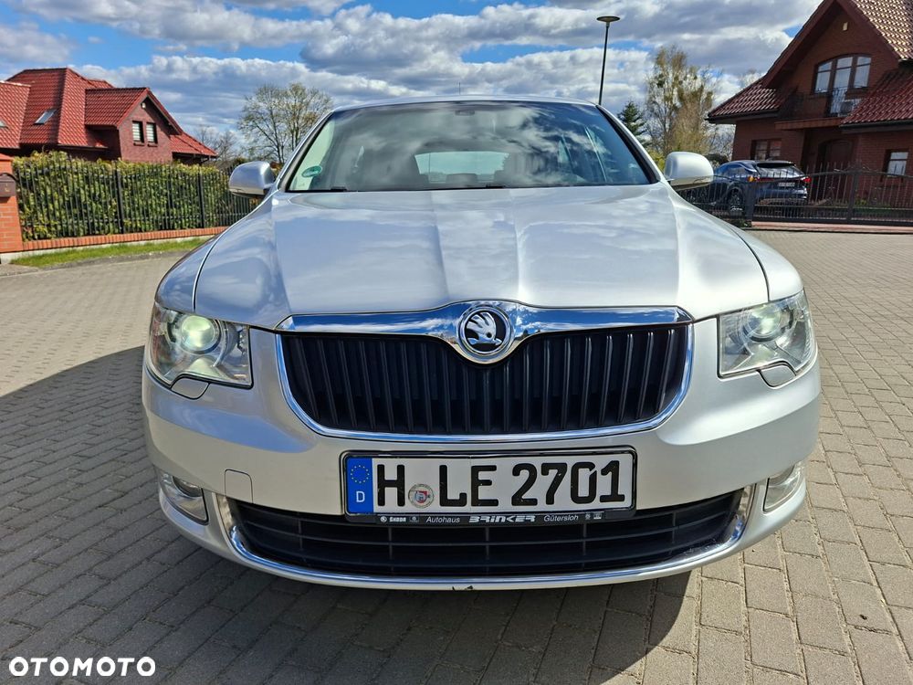 Skoda Superb 1.8 TSI Exclusive - 2