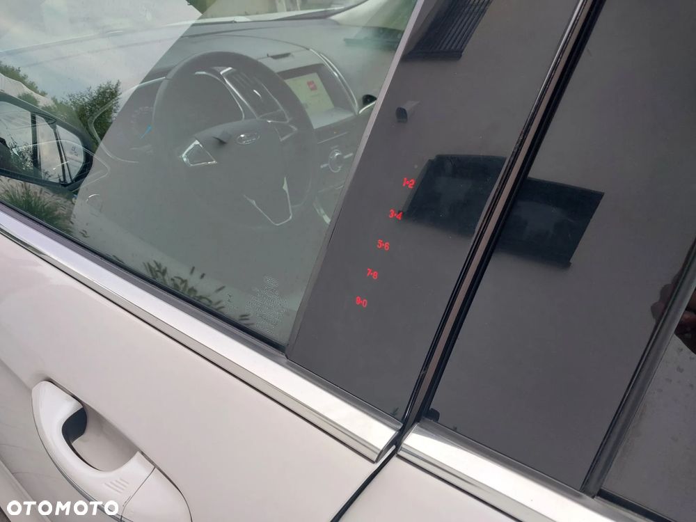 Ford Edge - 7