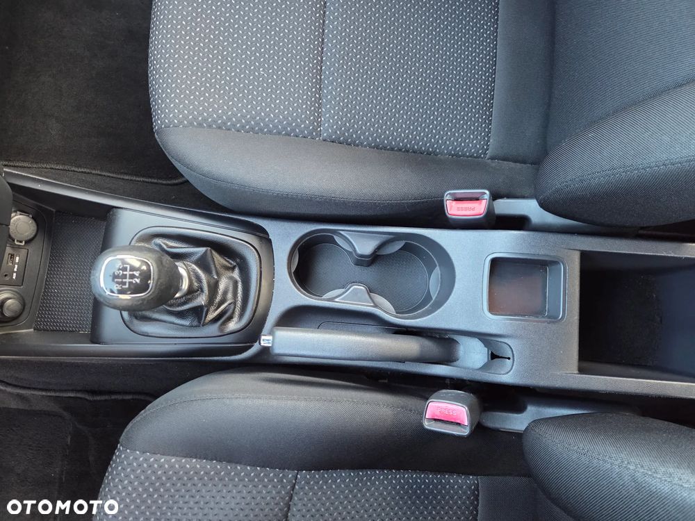 Hyundai i30 ver-1-4-edition-plus - 14