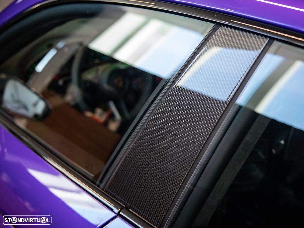 Porsche Taycan Turbo GT Weissach - 22