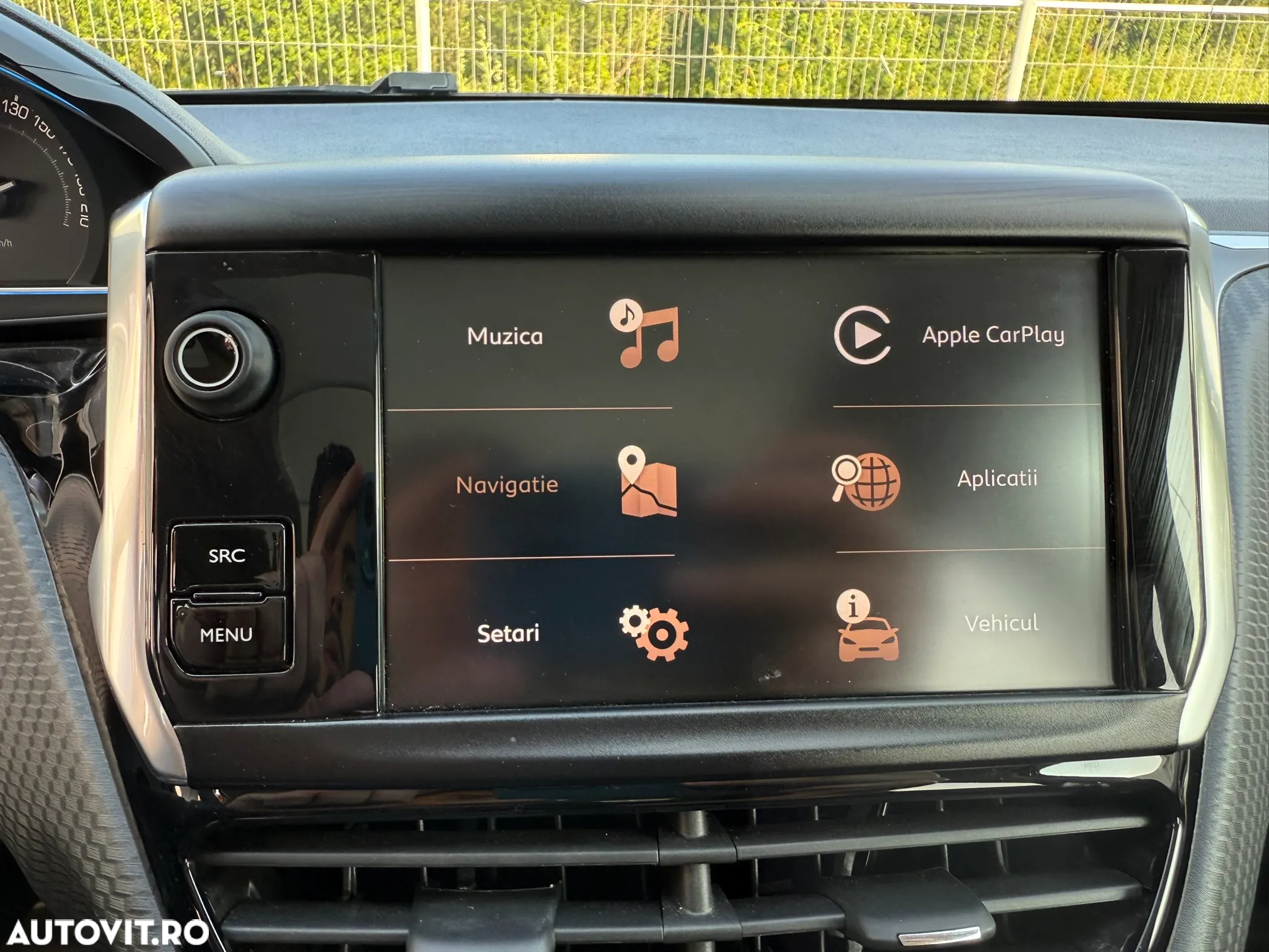 Peugeot 2008 1.2 PureTech Turbo EAT6 S&S Allure - 15