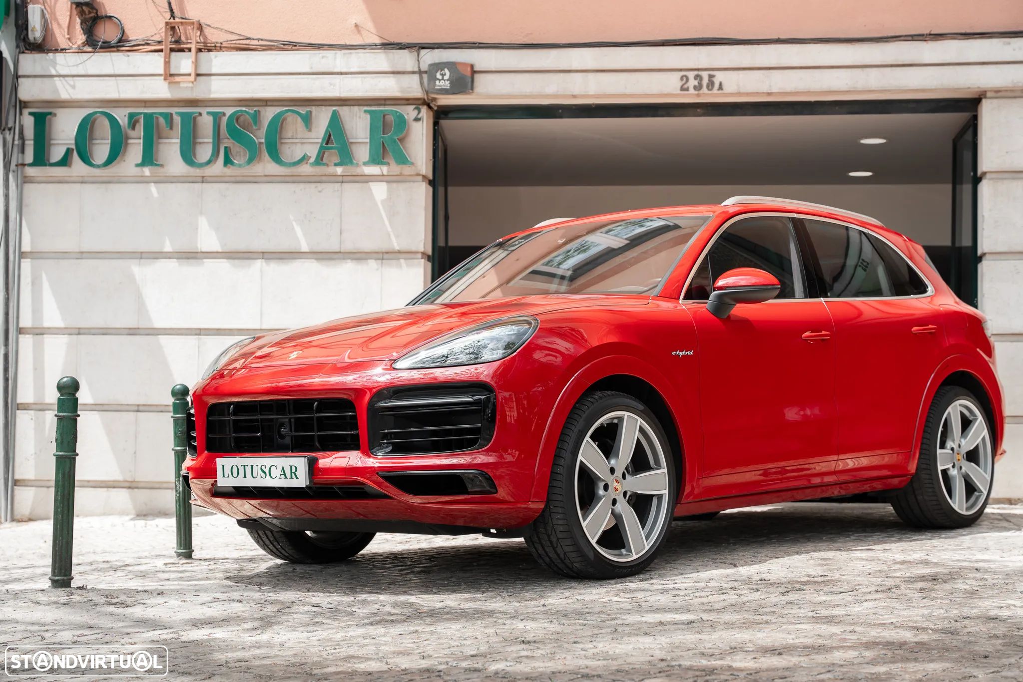 Porsche Cayenne E-Hybrid - 1