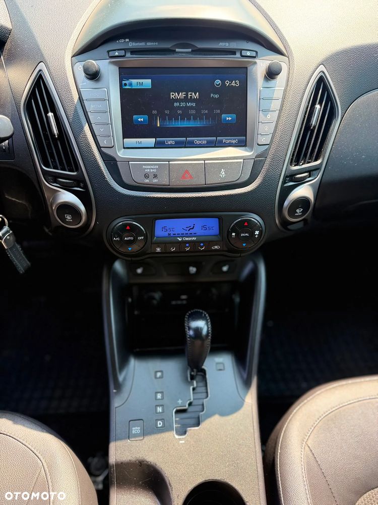 Hyundai ix35 2.0 CRDi 4WD Automatik Finale Silver - 11
