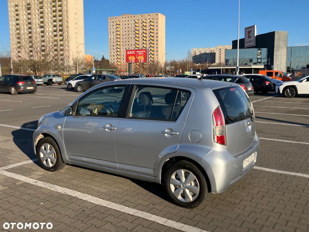 Daihatsu Sirion 1.0 CooLine - 7