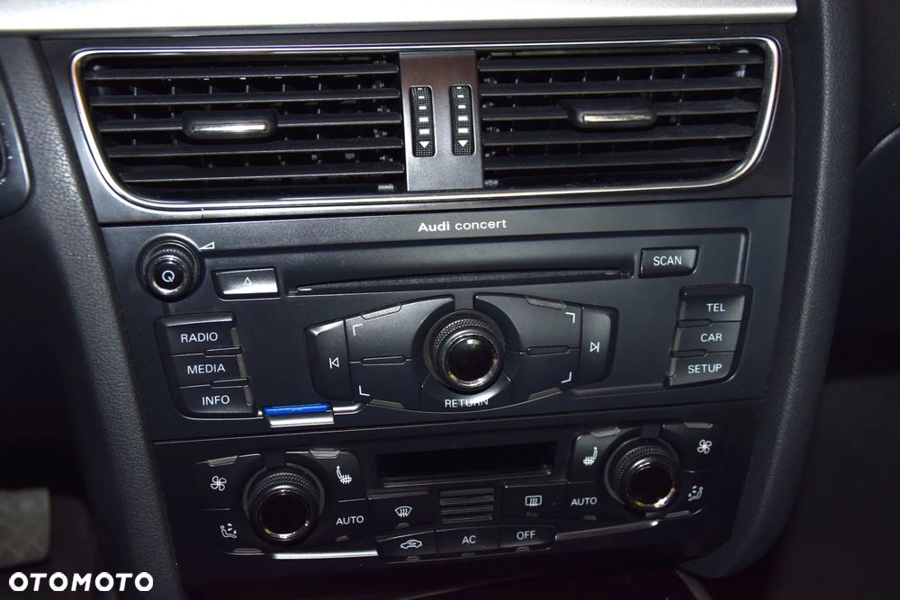 Audi A4 Avant 2.0 TDI - 23