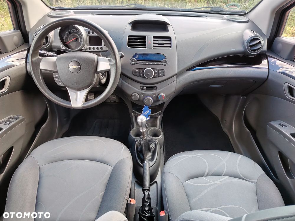 Chevrolet Spark - 16