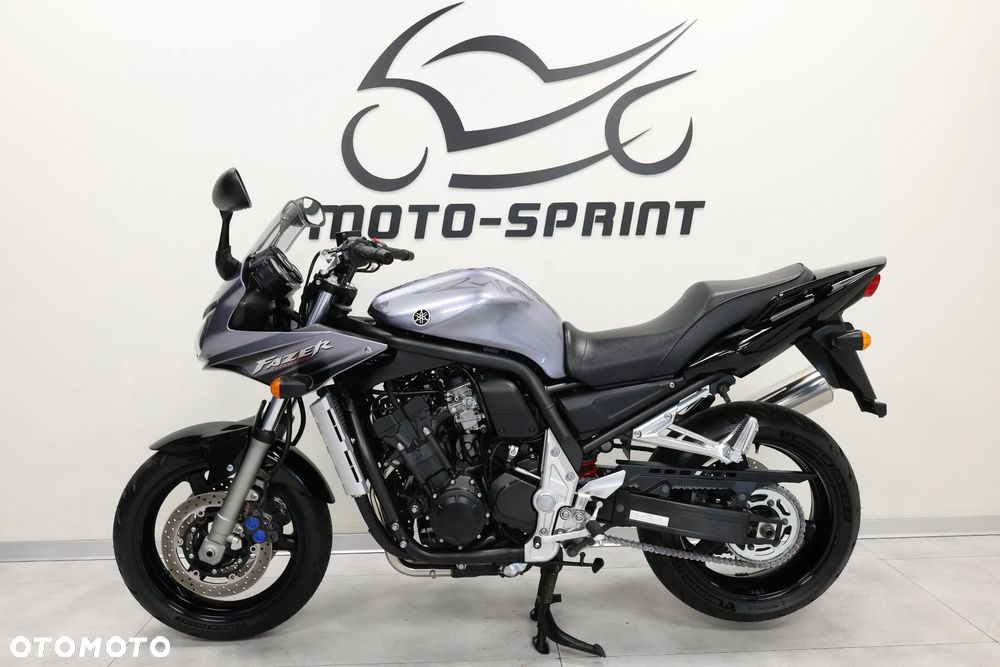 Yamaha FZS - 3