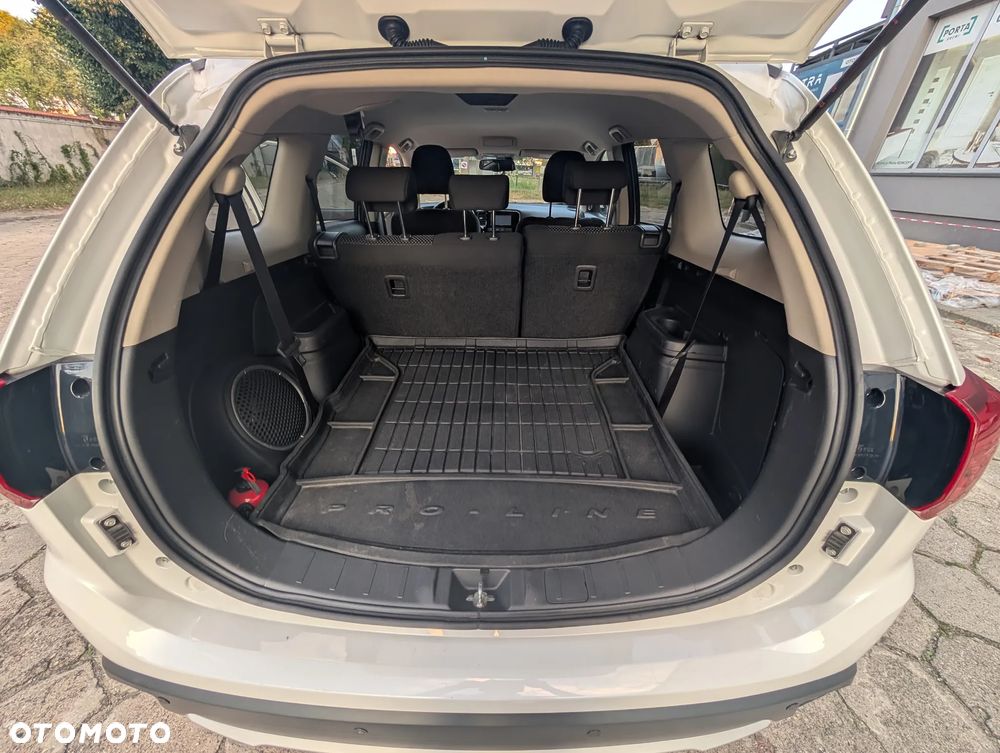 Mitsubishi Outlander - 7