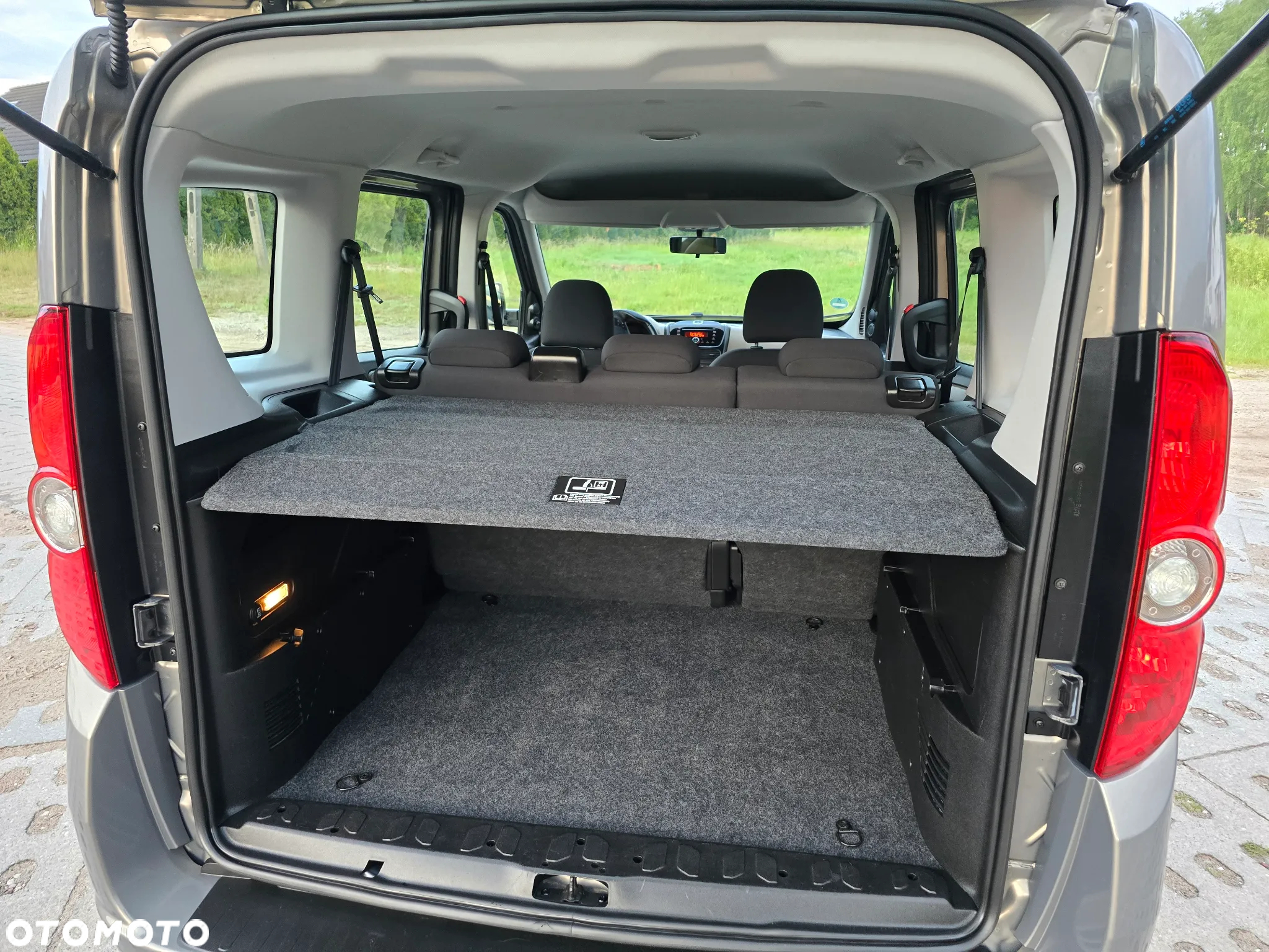 Opel Combo Tour 2.0 CDTI Cosmo - 6