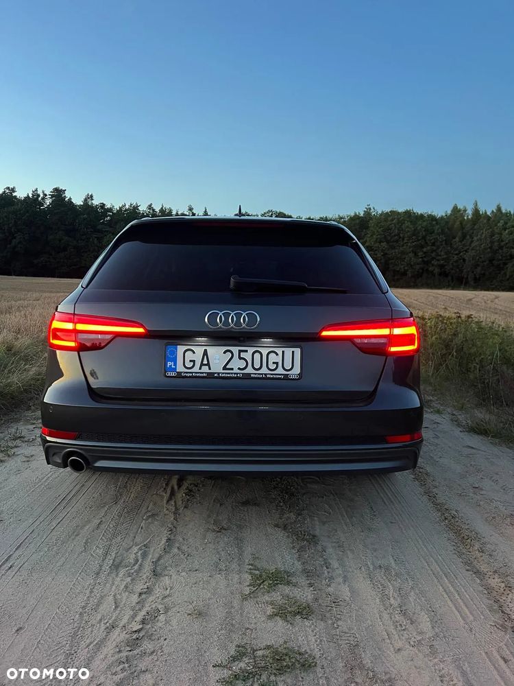 Audi A4 Avant 2.0 TDI S tronic - 25