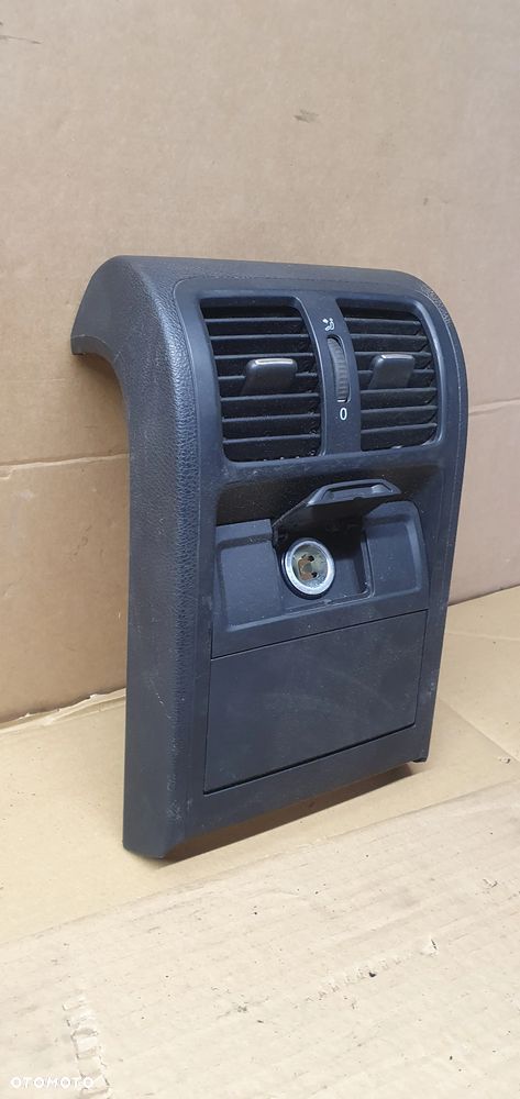Kratka nawiewu powietrza tył tylna schowek VW Passat B6 3C0864298BP 3C0863615 - 3