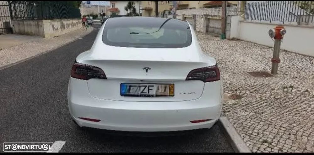 Tesla Model 3 Long-Range Dual Motor AWD - 4