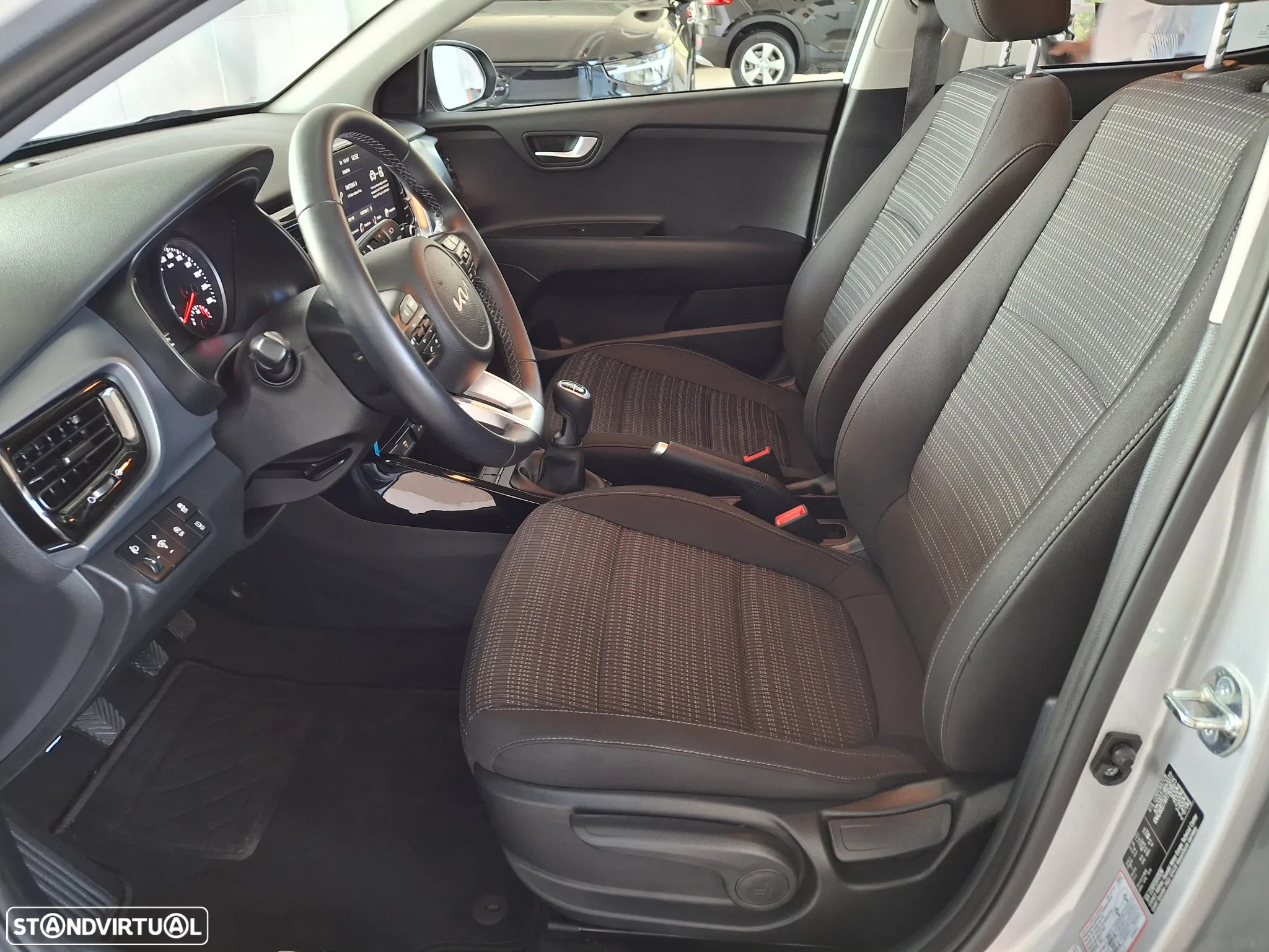 Kia Stonic 1.0 T-GDI Drive - 8