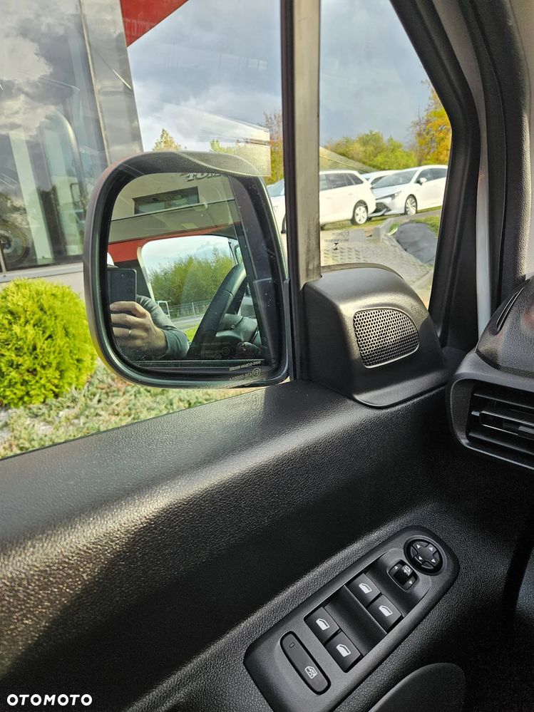 Toyota Proace City Verso 1.5 D-4D Business - 17