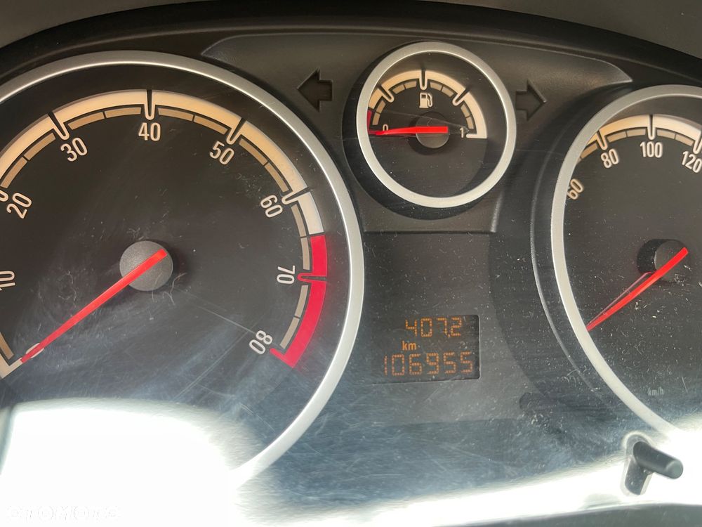 Opel Corsa - 6