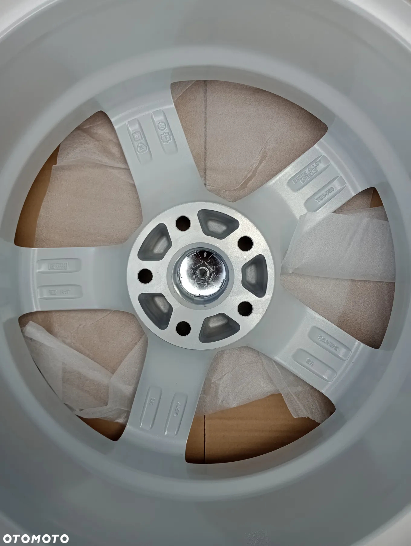 FELGI ALUMINIOWE 5x114 R18 7,5J ET35 BROCK TOYOTA AVENSIS bZ4X CAMRY C-HR COROLLA PREVIA PRIUS+ RAV4 VERSO YARIS - 9