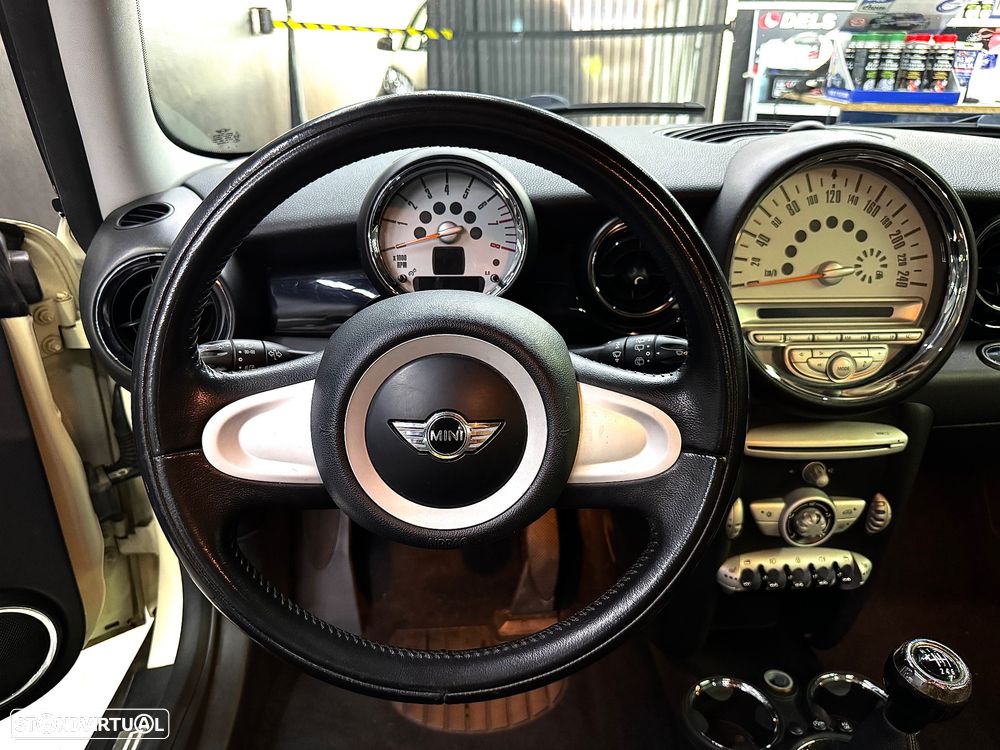 MINI 3 Portas One 1.4 - 16