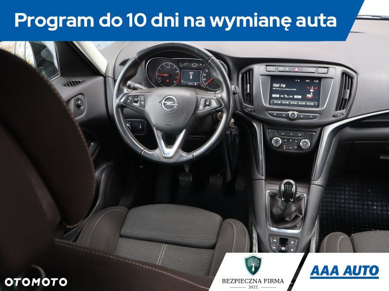 Opel Zafira - 8