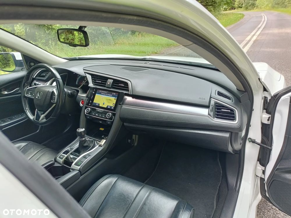 Honda Civic 1.5 T Prestige (Navi) - 13