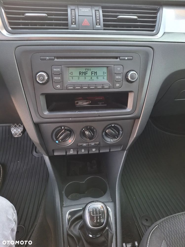 Skoda RAPID 1.2 TSI Ambition - 18