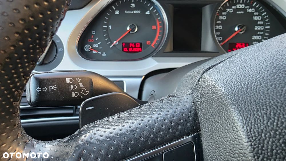 Audi A6 Avant 3.0 TDI Quattro Tiptronic - 28