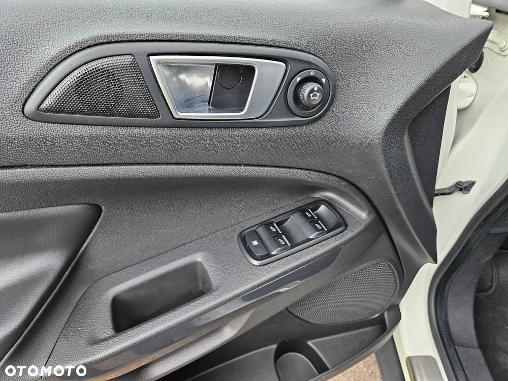 Ford EcoSport 1.0 EcoBoost TREND - 12