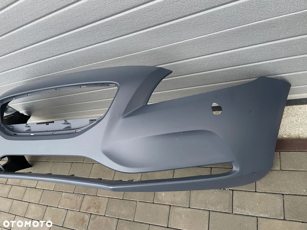 ZDERZAK PRZEDNI VOLVO V40 II  2012-- NOWY SPRYSKI - 2
