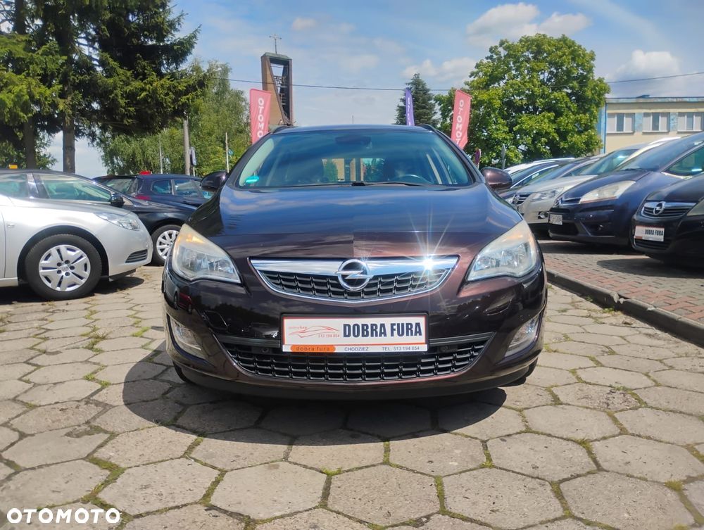 Opel Astra 1.4 Turbo 150 Jahre - 3