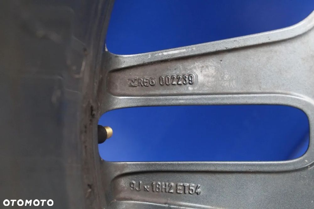 Felga aluminiowa AMG 18" OE Mercedes W212 Lift 9Jx18H2 ET54 A2124010400 lub 8.5Jx18H2 ET48 A2124010300 - 9