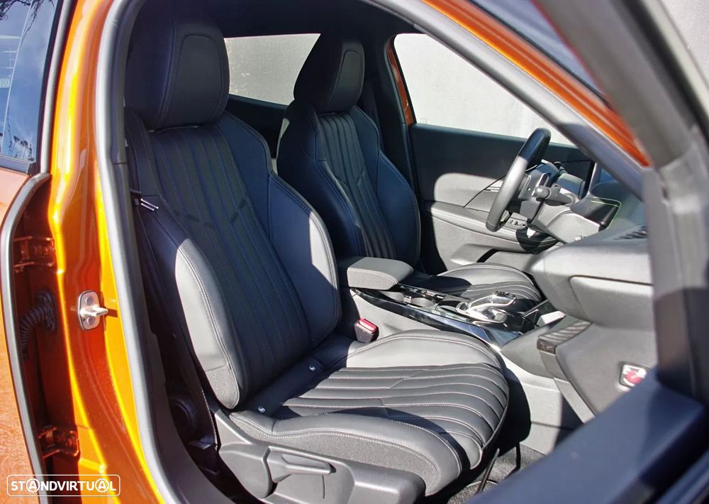 Peugeot 2008 1.2 PureTech GT Line EAT8 - 19