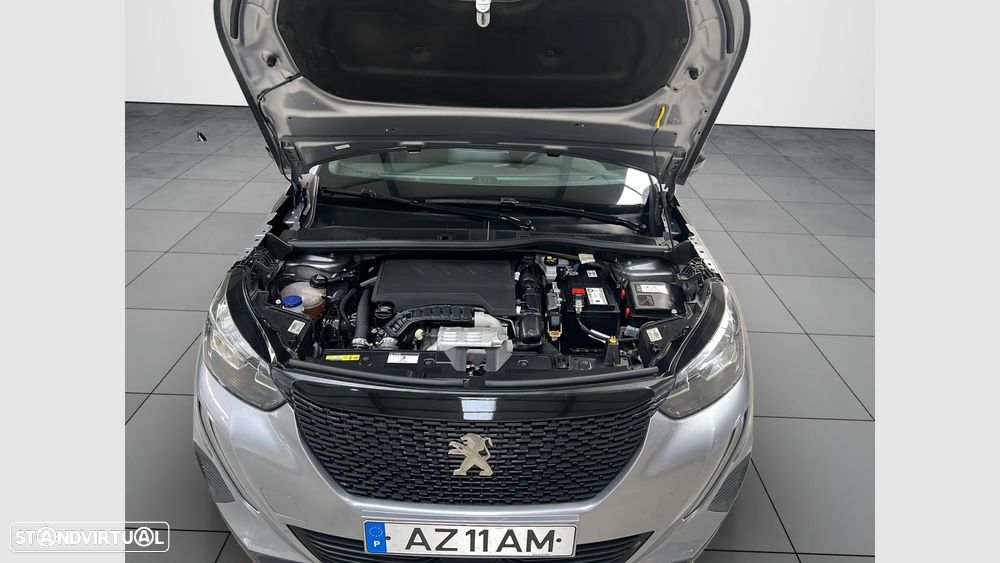 Peugeot 2008 1.2 PureTech Active Pack — fotografia 21