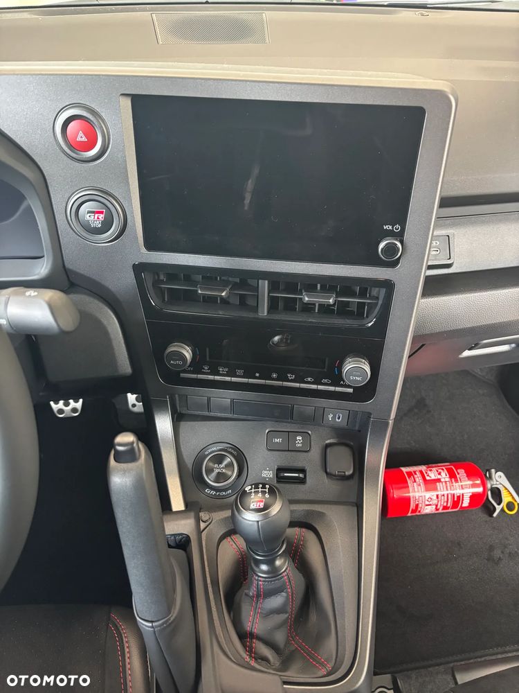 Toyota GR Yaris 1.6 Aero Performance - 24