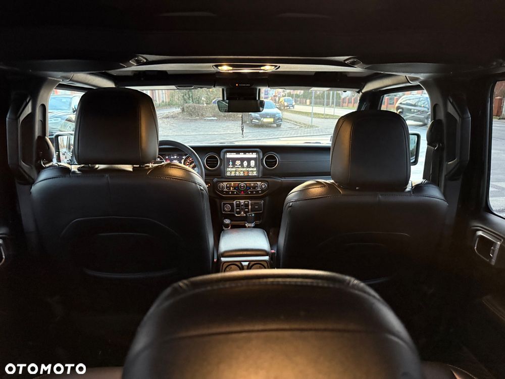 Jeep Wrangler Unlimited GME 2.0 Turbo Sahara - 18