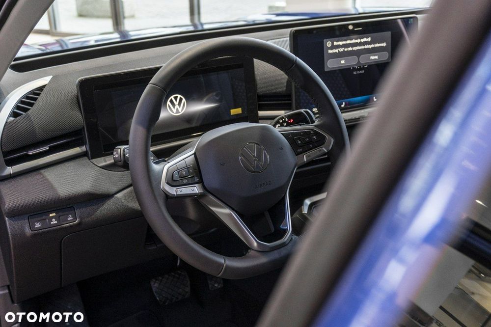 Volkswagen T-Roc - 16