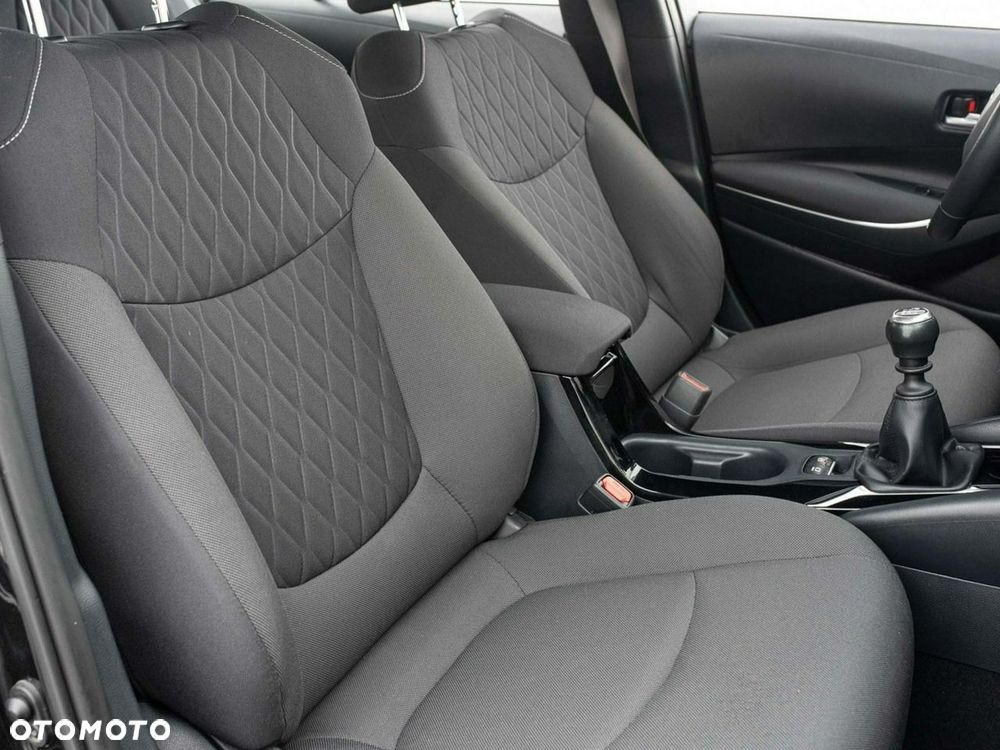 Toyota Corolla 1.5 Comfort - 24