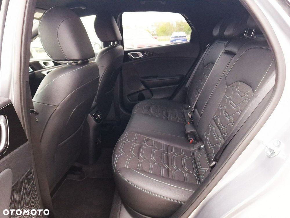Kia XCeed 1.6 T-GDI Tribute DCT - 20