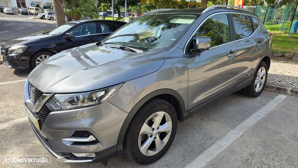 Nissan Qashqai 1.5 dCi N-Connecta - 1