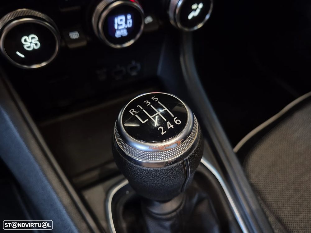 Renault Captur 1.0 TCe Intens Bi-Fuel - 27