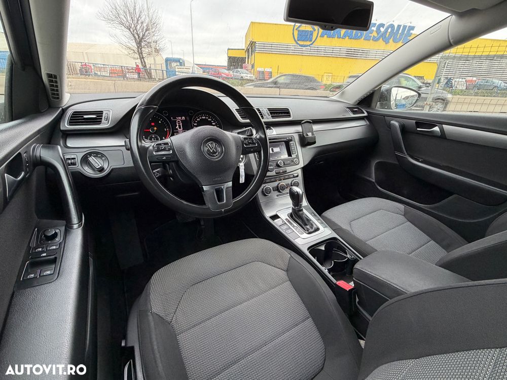 Volkswagen Passat Variant 2.0 TDI DSG BlueMotion Technology Comfortline - 27