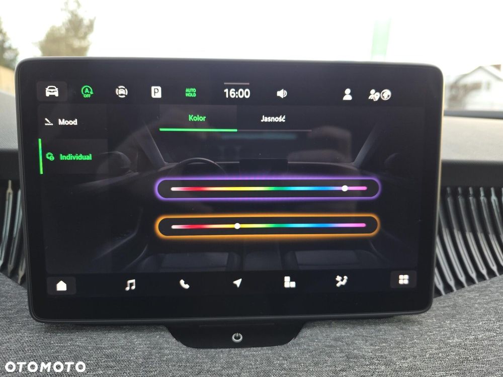 Skoda Superb 2.0 TSI Selection DSG - 39
