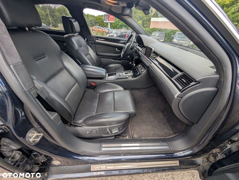 Audi A8 - 6